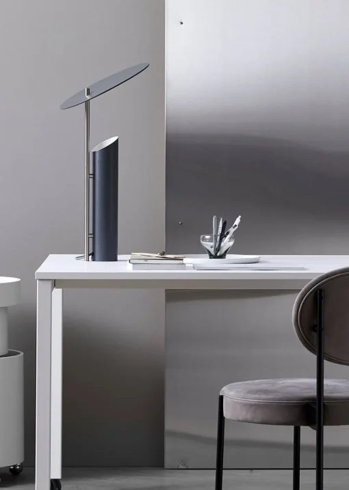 Reflect table lamp