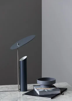 Reflect table lamp