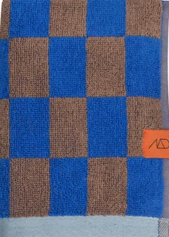 RETRO Bath Towel