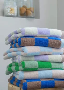 RETRO Bath Towel