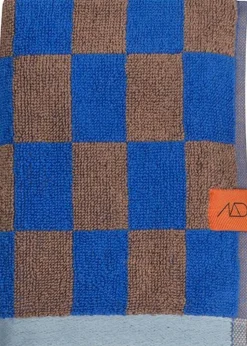 RETRO Hand Towel