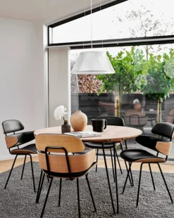 Round Table / GM6672 by Nissen & Gehl