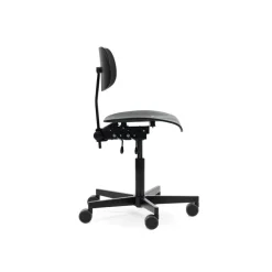 S197 R20 Office Chair / By Egon Eiermann