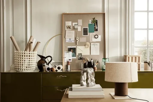 Scenery Pinboard