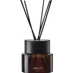 Scent freshener with sticks