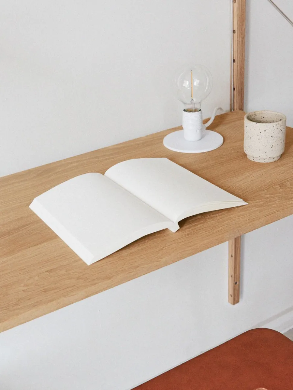 Shelf Library H1852 / Desk Section