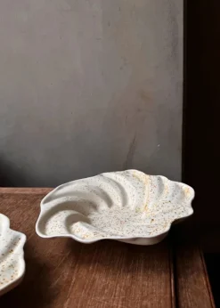 Shell bowl