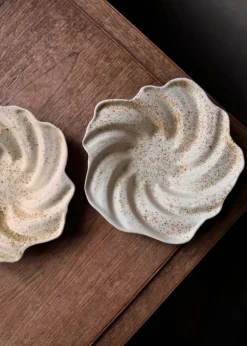 Shell bowl