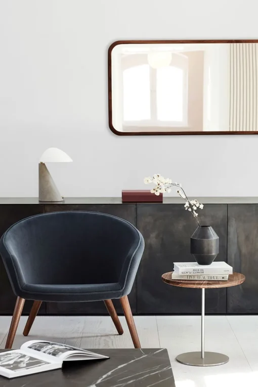 Silhouette Mirror 8322 by OEO Studio