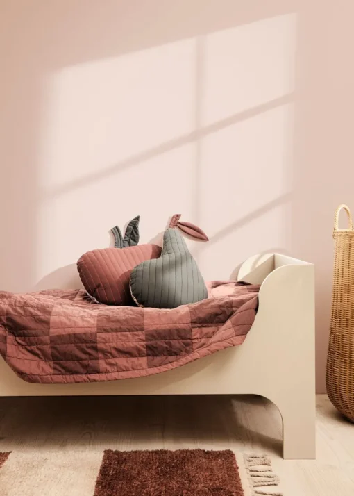 Sill Junior Bed