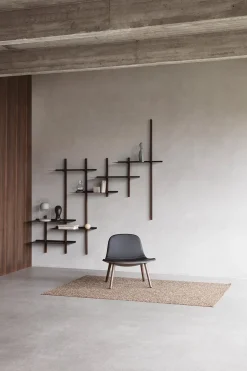 Smile shelving system
