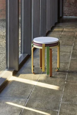 Smile Stool