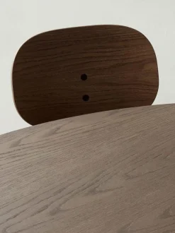 Snaregade Oval Dining Table