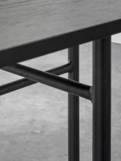 Snaregade Oval Dining Table