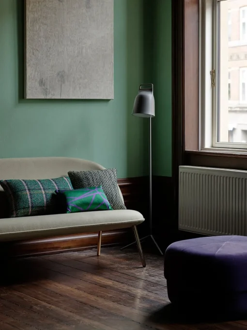 Stage floor lamp