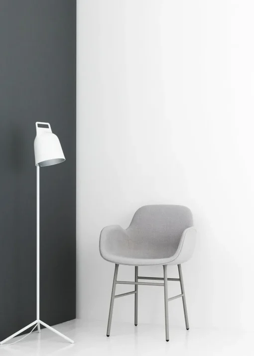Stage floor lamp