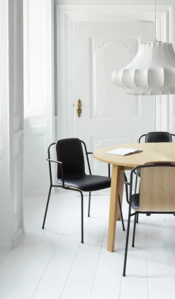 Studio Armchair / Front Upholstery