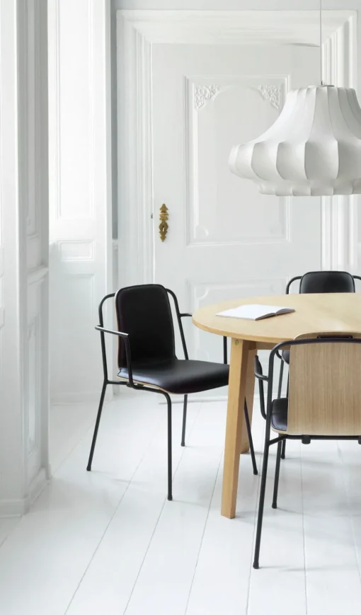 Studio Armchair / Front Upholstery