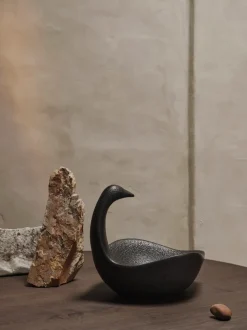 Swan Centrepiece - Black