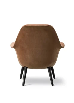 Swoon Lounge Petit Chair 1774 by Space Copenhagen