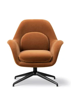 Swoon Lounge Petit Chair 1776 by Space Copenhagen