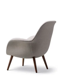 Swoon Lounge Petit Chair 1774 by Space Copenhagen