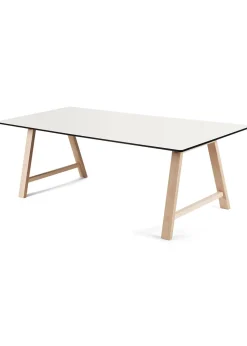T1 - Fixed Tabletop Tables
