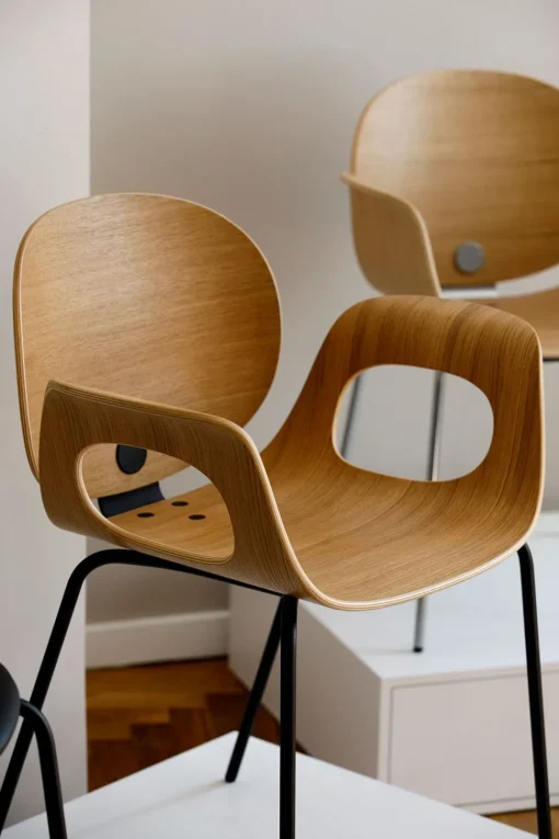 Taco Armchair - Stackable Chair