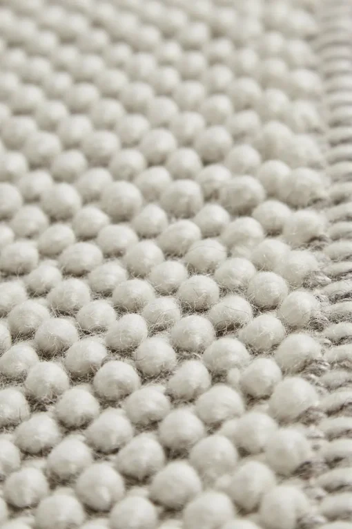 Tact rug