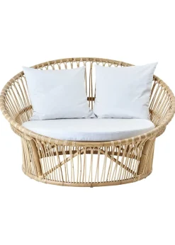 Tailored cushion for Love Nest