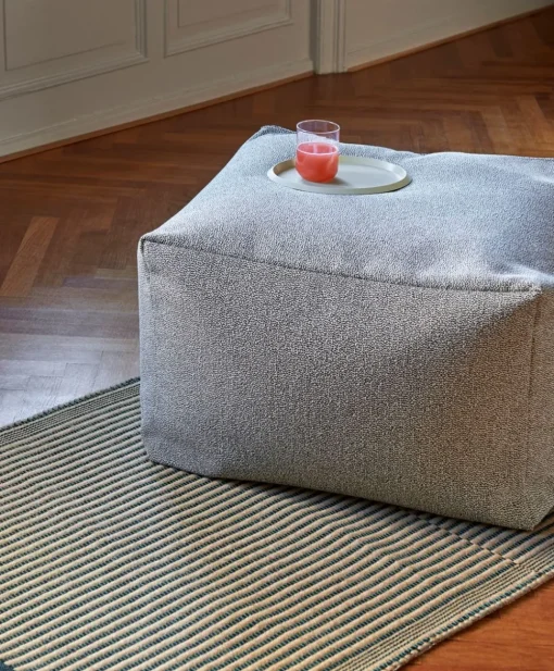 TAPIS rug