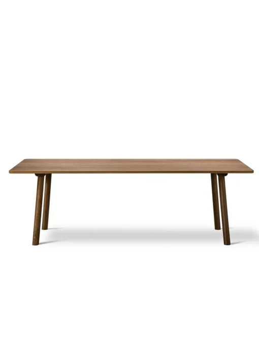 Taro Table 6106 by Jasper Morrison