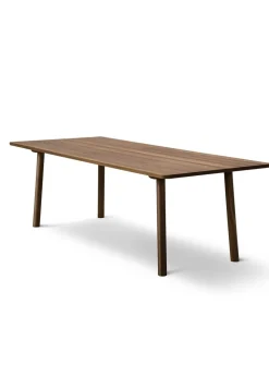 Taro Table 6106 by Jasper Morrison