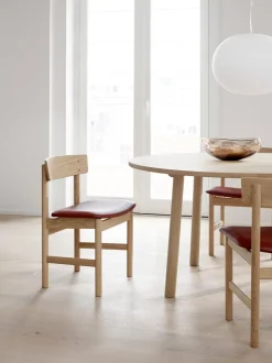 Taro Table 6119 by Jasper Morrison