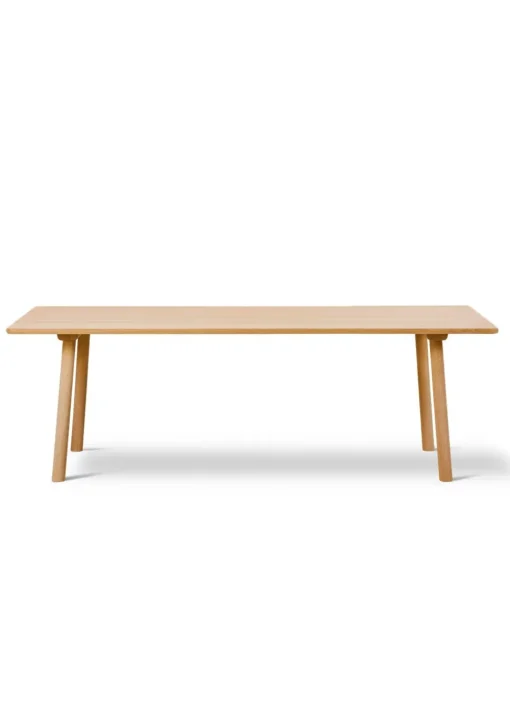 Taro Table 6106 by Jasper Morrison