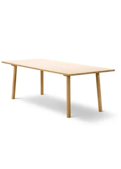 Taro Table 6106 by Jasper Morrison