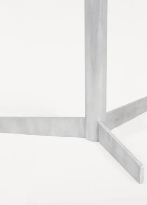Tasca Table