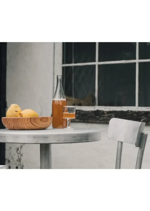 Tasca Table