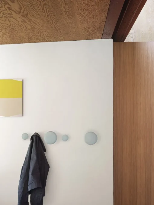 The Dots - Medium
