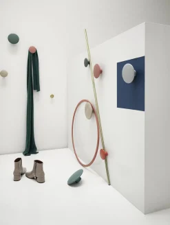 The Dots - Medium