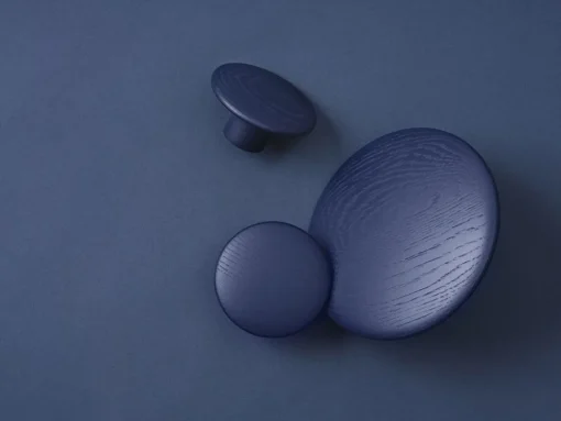The Dots - Medium