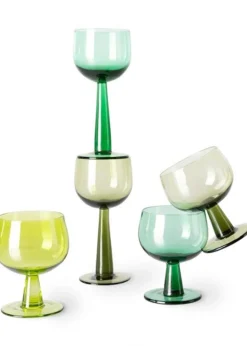The Emeralds Wine Glass