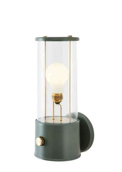 The Muse Wall Light