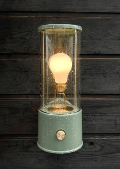 The Muse Wall Light