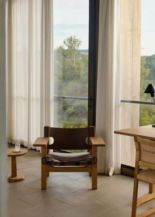 The Spanish Chair 2226 by Børge Mogensen