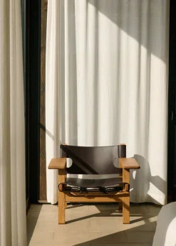The Spanish Chair 2226 by Børge Mogensen