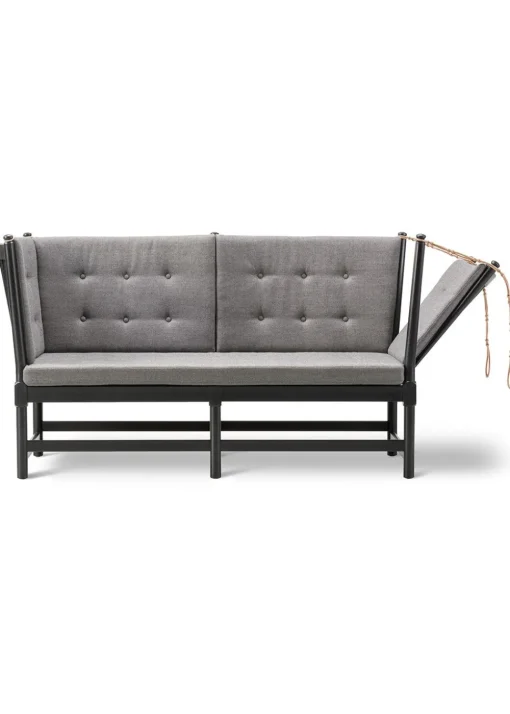 The Spoke-Back Sofa 1789 by Børge Mogensen