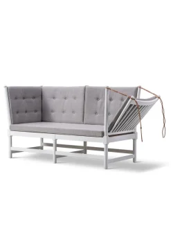 The Spoke-Back Sofa 1789 by Børge Mogensen