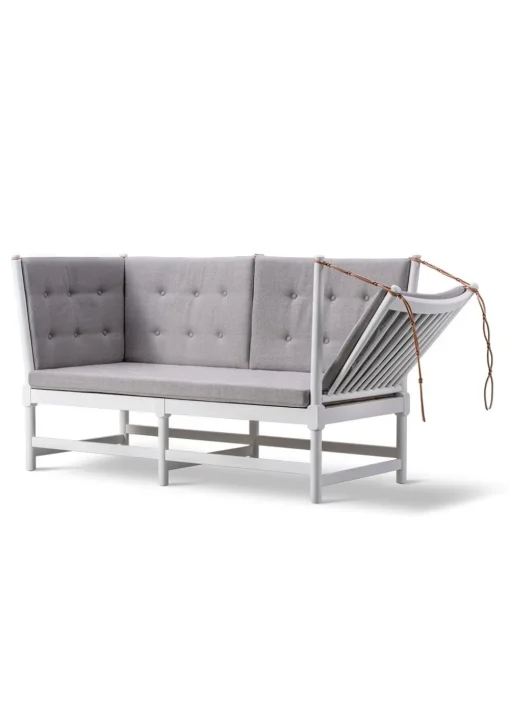 The Spoke-Back Sofa 1789 by Børge Mogensen