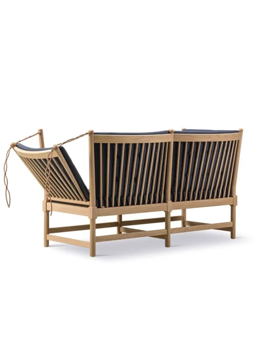 The Spoke-Back Sofa 1789 by Børge Mogensen